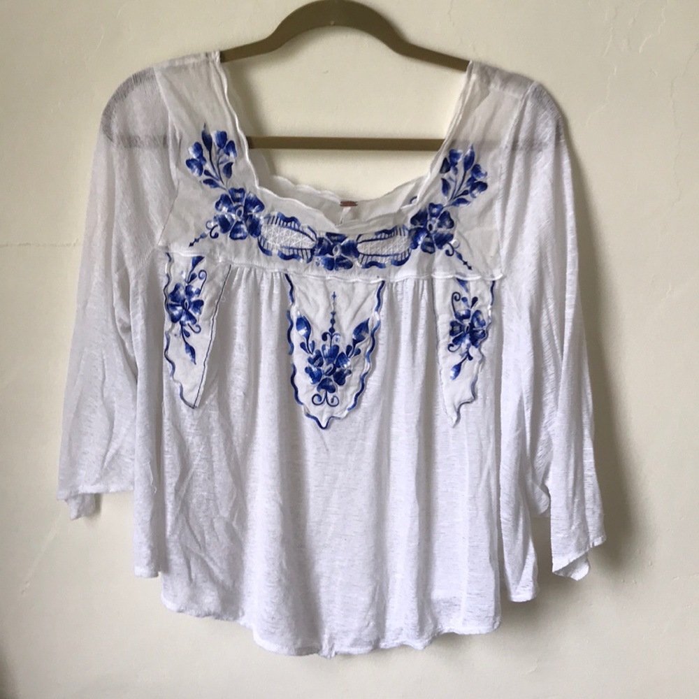PRETTY FREE PEOPLE Peasant Blouse